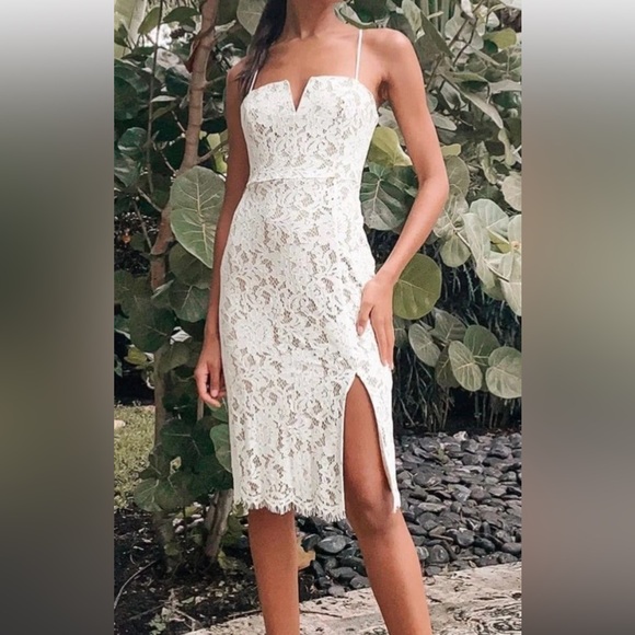 NEW | Lulus White Lace Bodycon Dress - Picture 4 of 7